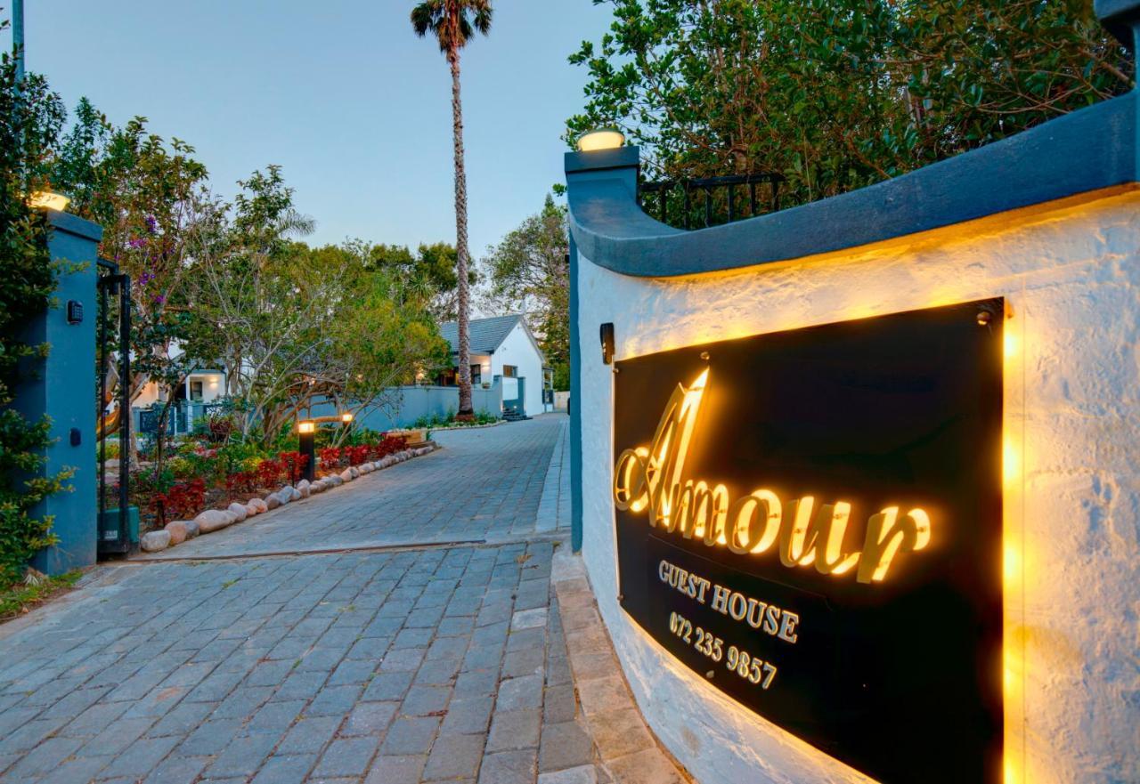 Amour Guest House George Luaran gambar